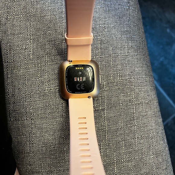 PINK FitBit Tracker -used - Picture 3 of 5